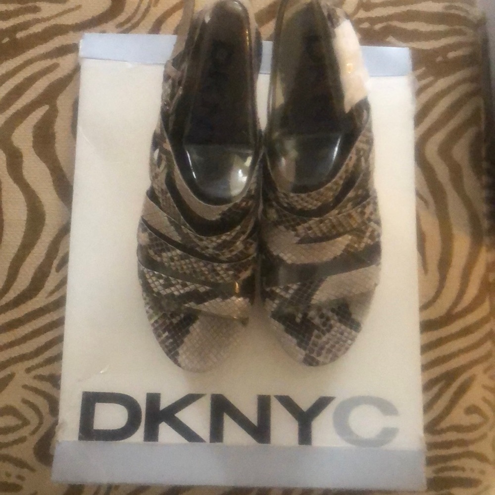 DKNY Faux Snakeskin Platform Wedges- Brand New Never Worn!!